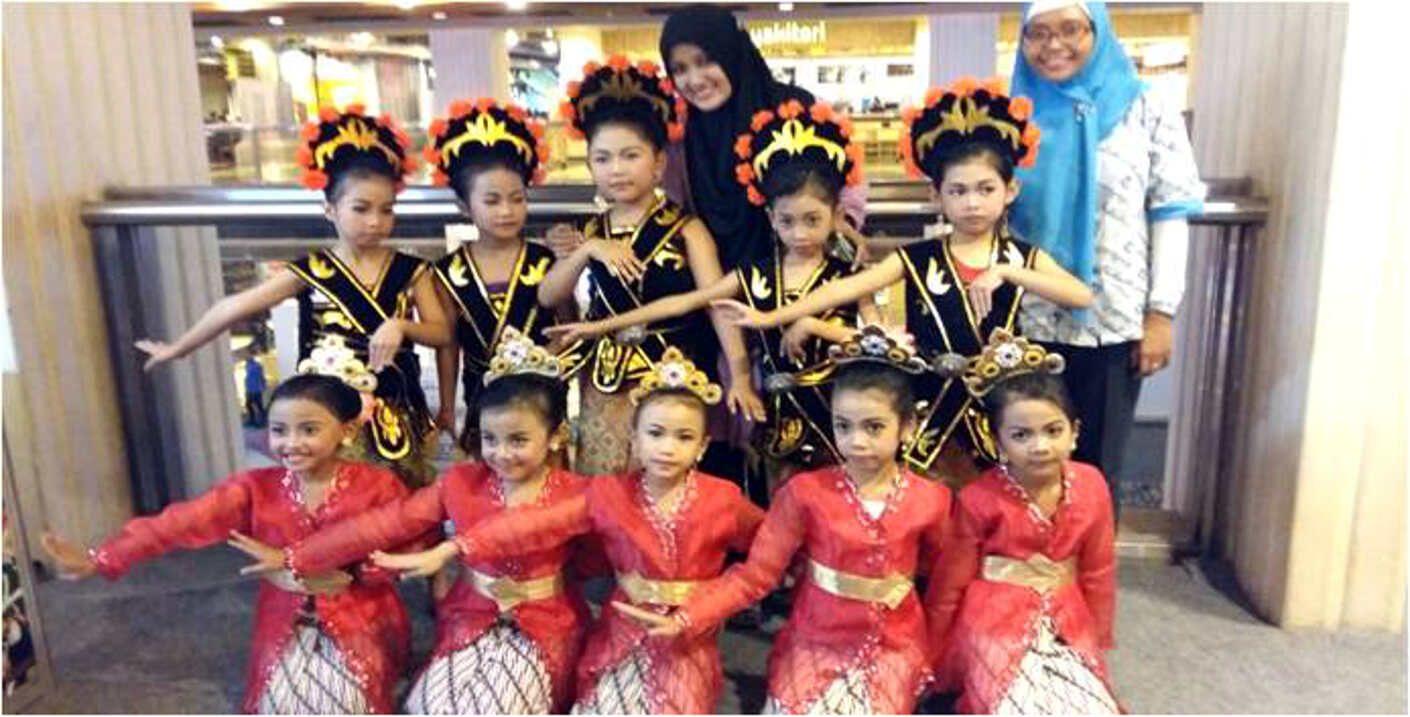 Traditional dance.jpg